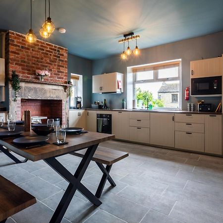 Holmfield House Villa Clayton West Екстериор снимка