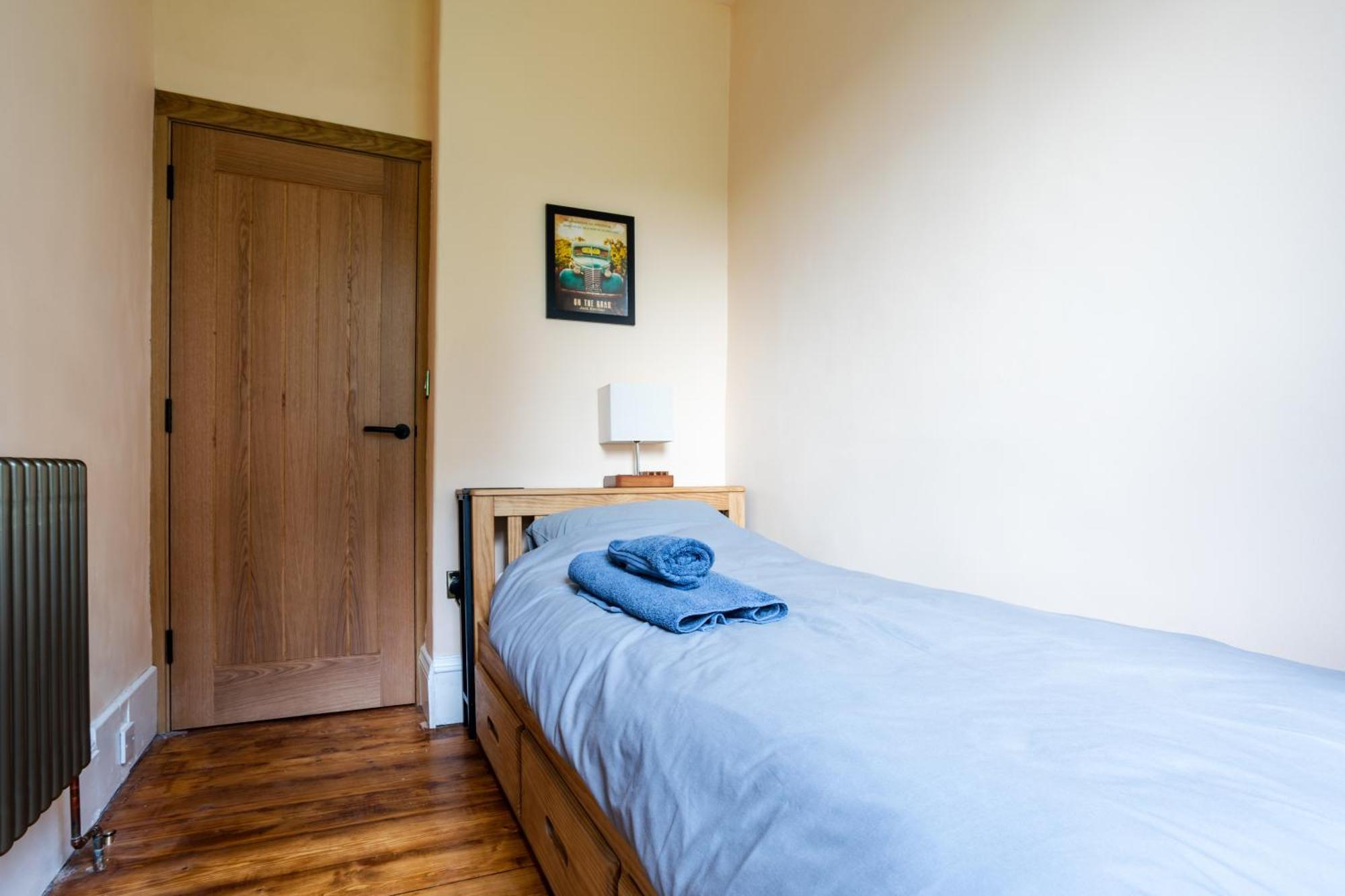 Holmfield House Villa Clayton West Екстериор снимка