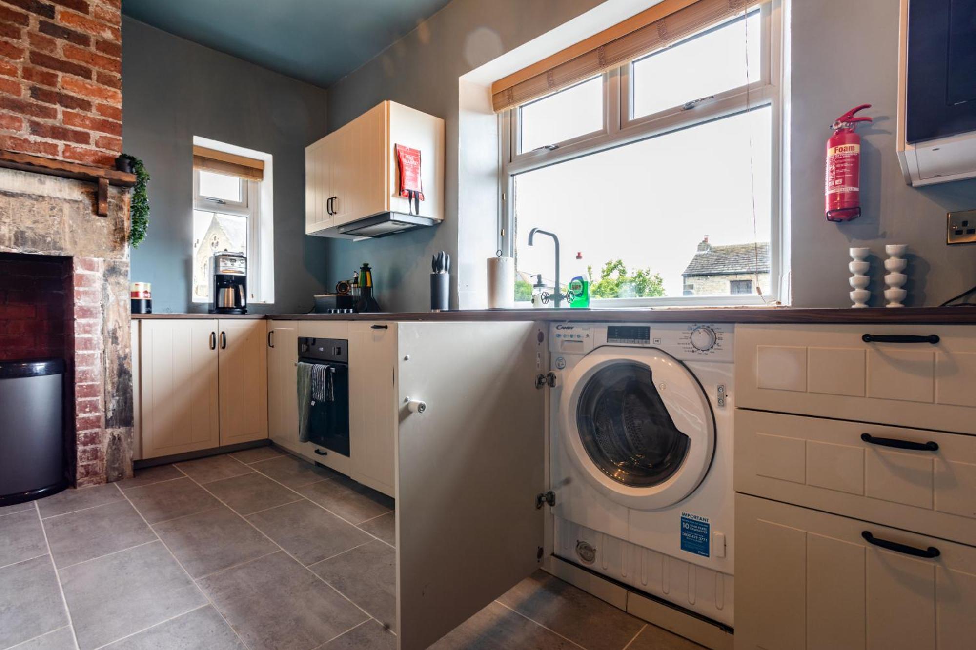 Holmfield House Villa Clayton West Екстериор снимка